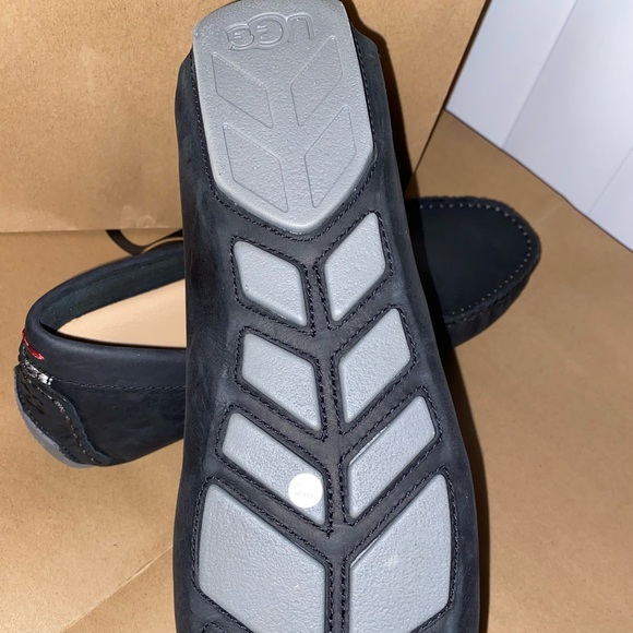 UGG Men’s Henrick Loafer - Picture 4 of 4